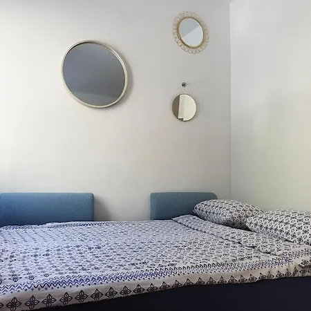 Happy Vibes Apartment, Charming & With Free Parking Appartement